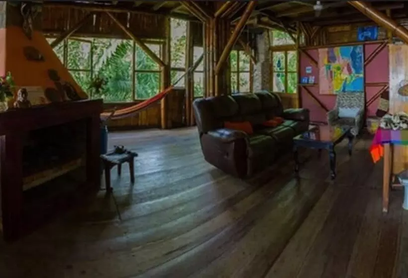 ホテル Finca Punta Ayampe