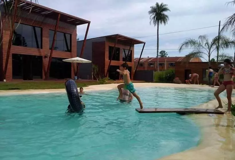 ホテル Las Misiones De Oberá Lodge