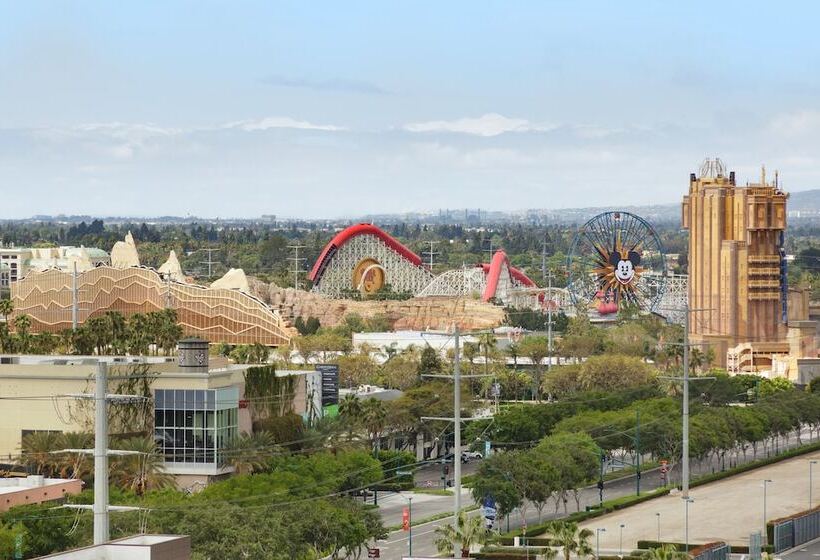 The Viv Hotel, Anaheim, A Tribute Portfolio