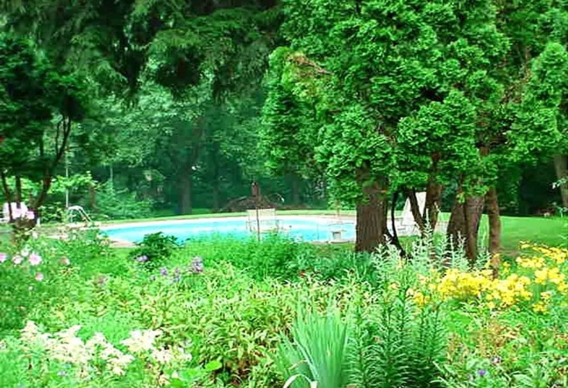 פנסיון 18 Vine Inn & Carriage House