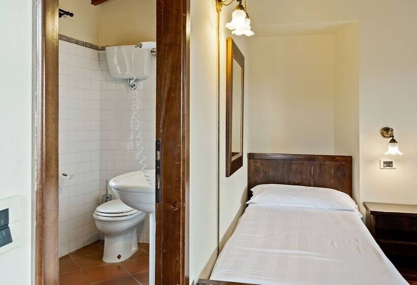 Quaint Cottage In Magione With Swimming Pool