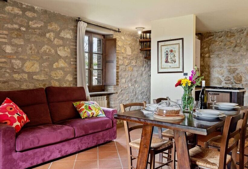 Quaint Cottage In Magione With Swimming Pool