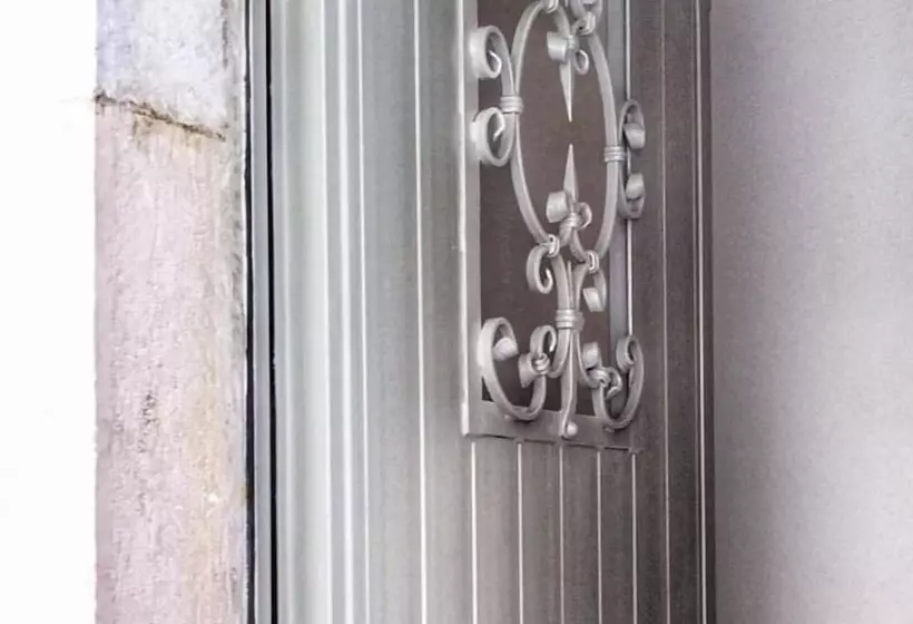 ベッドアンドブレックファースト Cecenove