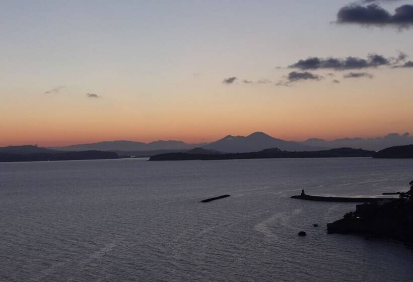 Bed and Breakfast L Incanto Restaurant & Suites