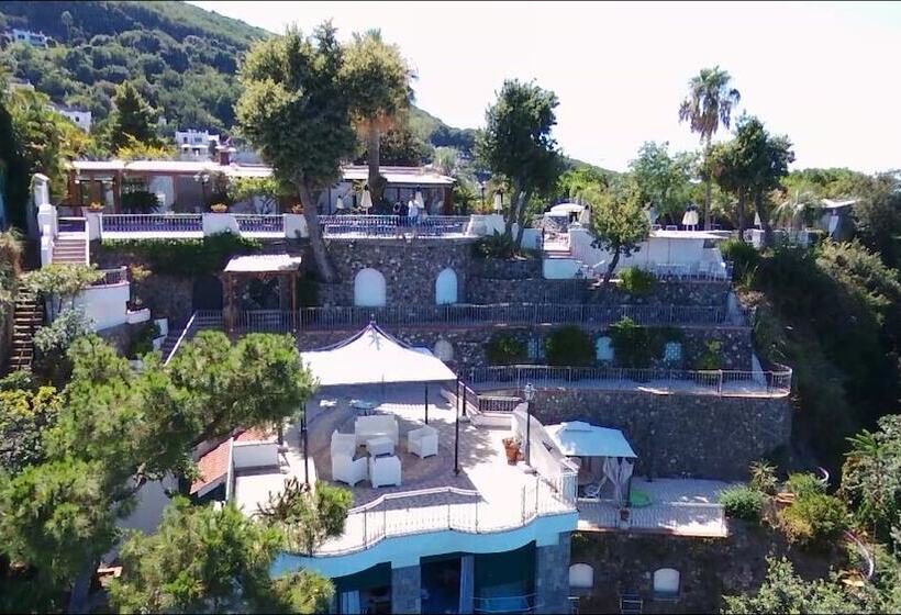 Bed and Breakfast L Incanto Restaurant & Suites