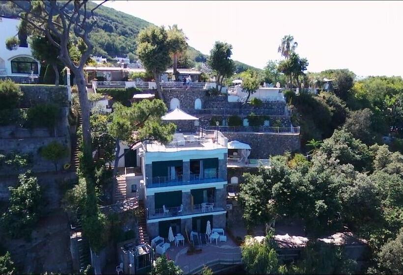 Bed and Breakfast L Incanto Restaurant & Suites