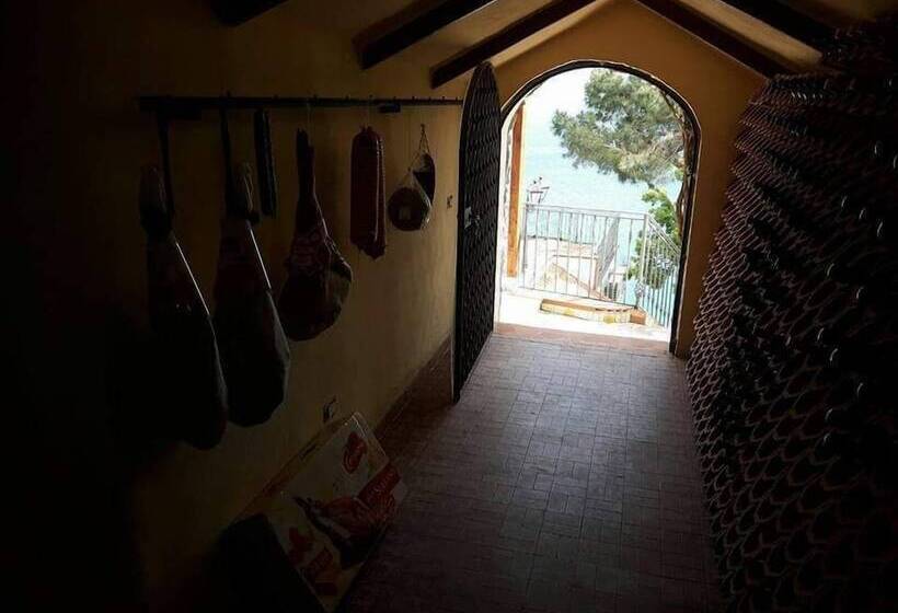 Bed and Breakfast L Incanto Restaurant & Suites