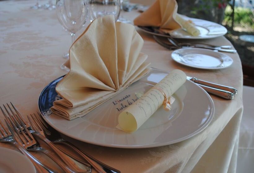 Bed and Breakfast L Incanto Restaurant & Suites