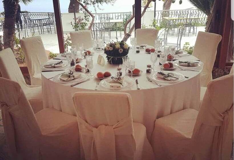 Bed and Breakfast L Incanto Restaurant & Suites