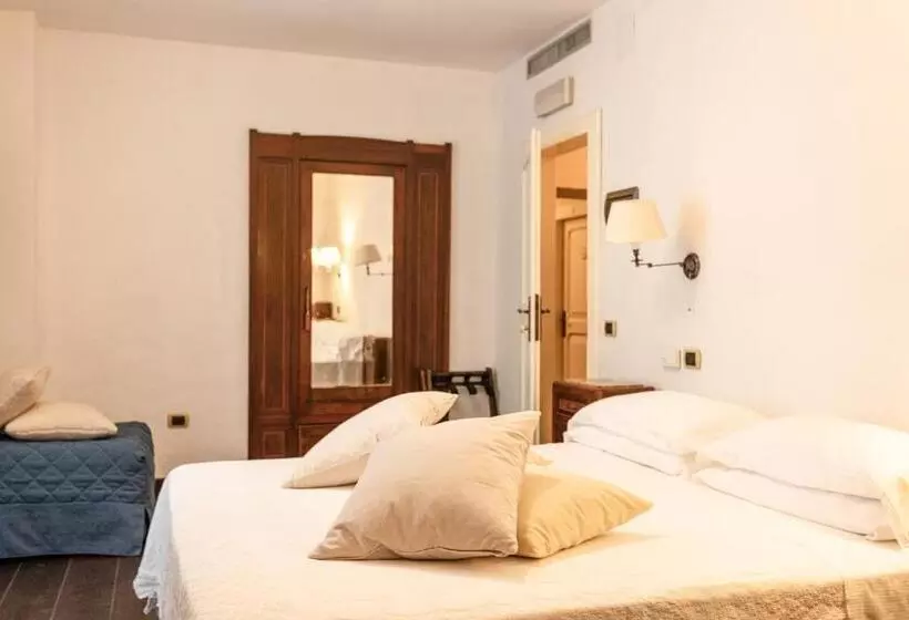 Hotelli Antico Furlo