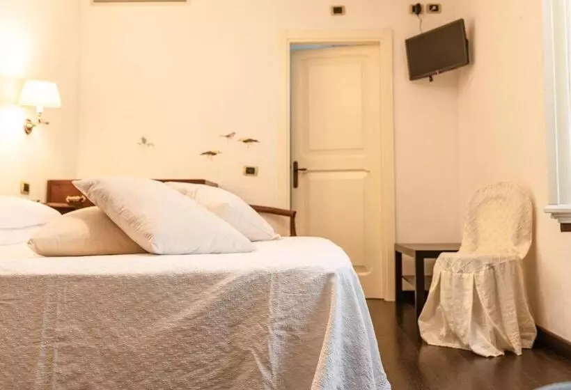 Hotelli Antico Furlo