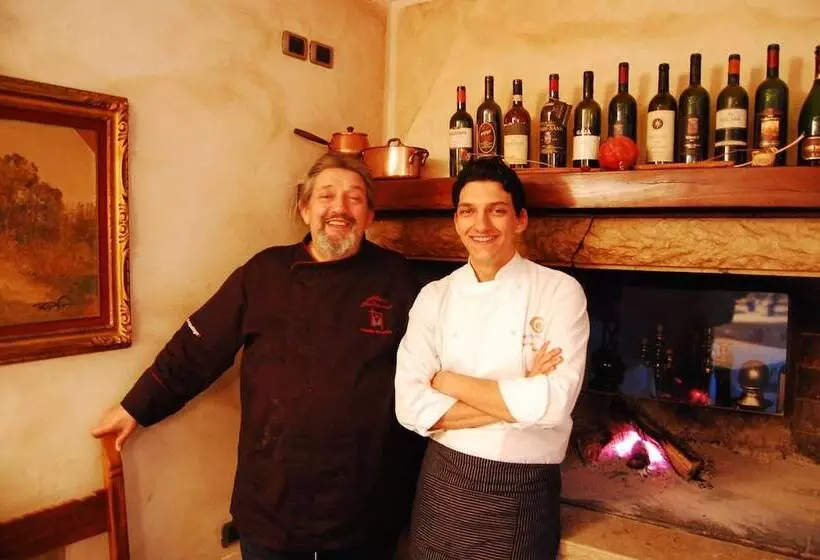 Hotelli Antico Furlo