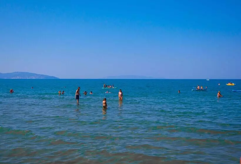 Hotelli Gitavillage Il Gabbiano