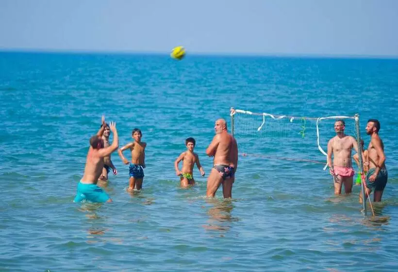 Hotelli Gitavillage Il Gabbiano