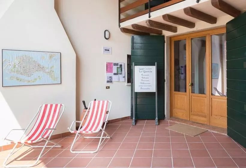 田舎風ホテル Casolare La Quercia