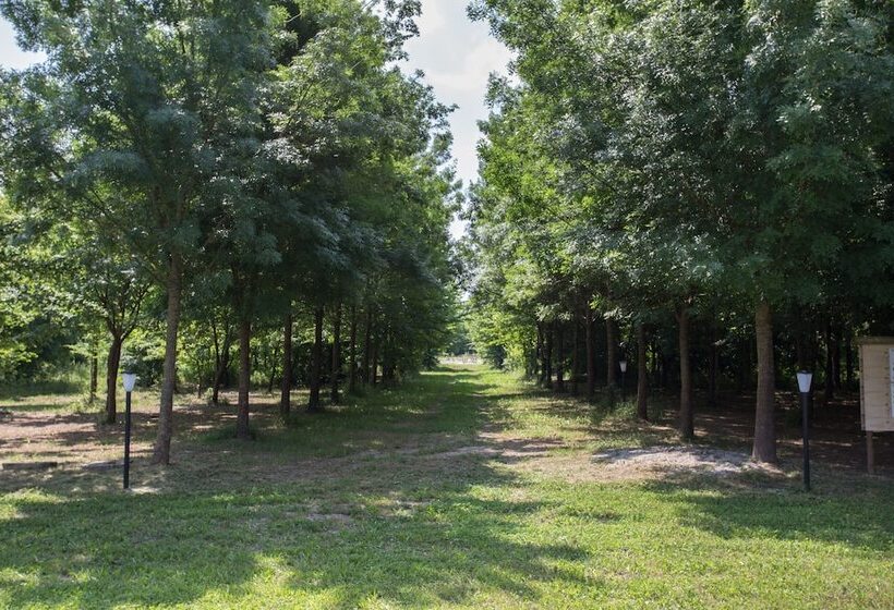 فندق ريفى Casolare La Quercia