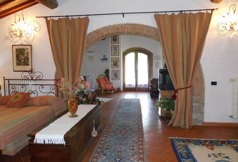 田舎風ホテル Pian Del Gallo