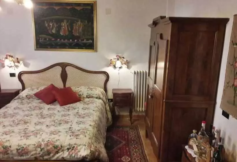 田舎風ホテル Pian Del Gallo