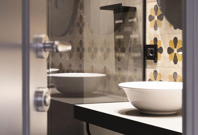 בית מלון כפרי Vis Urban Suites&spa