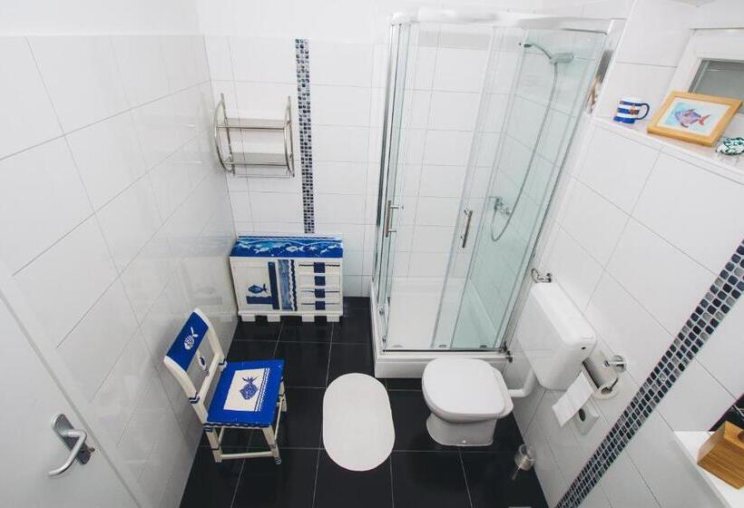 펜션 Apartments And Rooms Ille