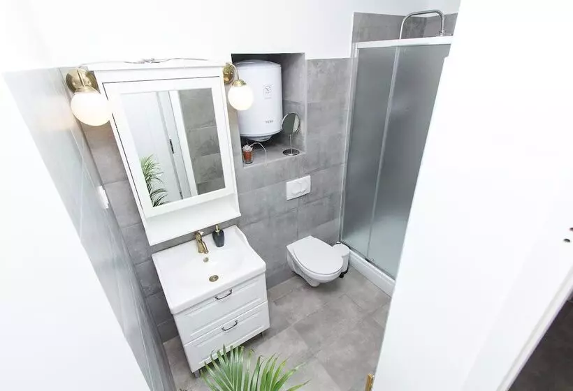 پانسیون Apartments And Rooms Ille
