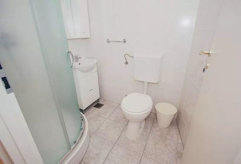 پانسیون Apartments And Rooms Ille