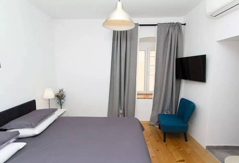 پانسیون Apartments And Rooms Ille