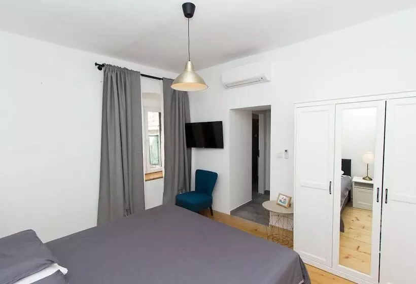 پانسیون Apartments And Rooms Ille