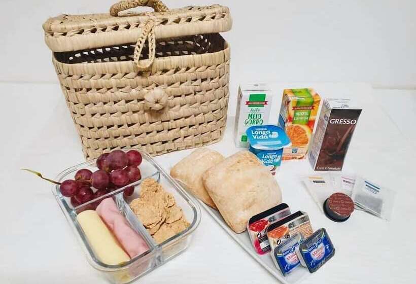 پانسیون Lavradores Boutique Guesthouse