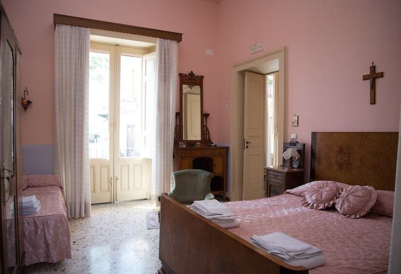 ベッドアンドブレックファースト Acireale Mare