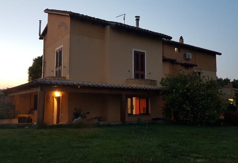 住宿加早餐  Affittacamere Luti