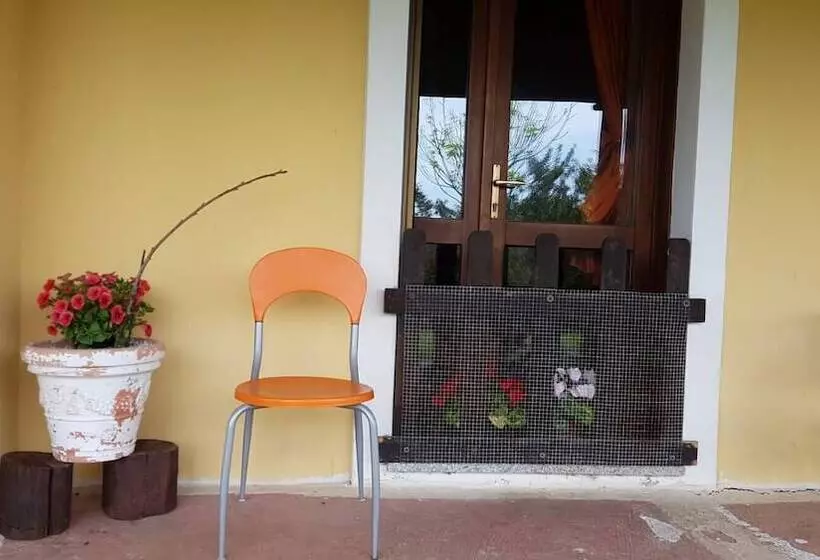 ベッドアンドブレックファースト Affittacamere Luti