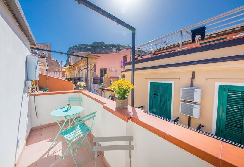 Bed and Breakfast Dafni E Naide