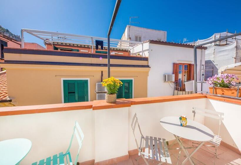 Bed and Breakfast Dafni E Naide