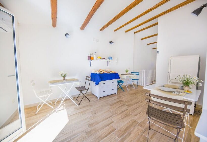 Bed and Breakfast Dafni E Naide