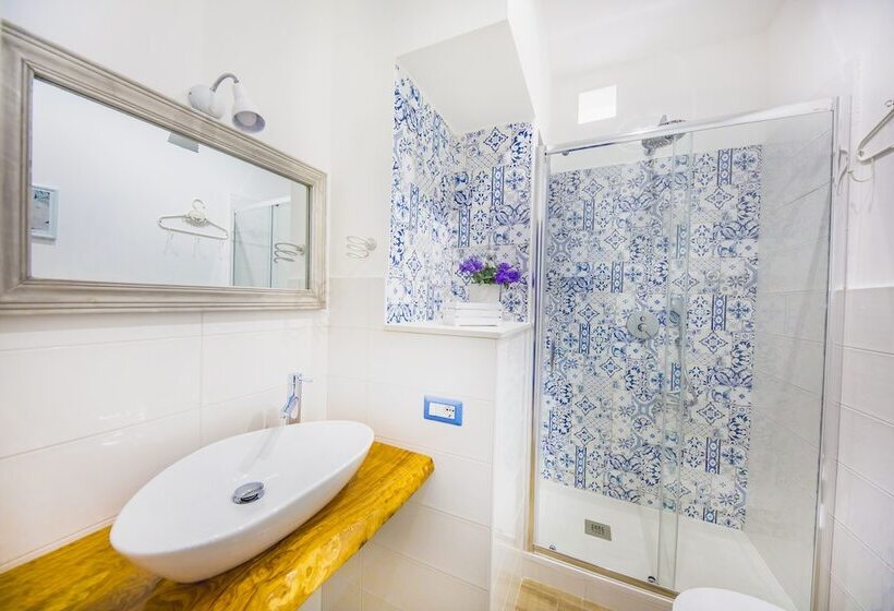 Bed and Breakfast Dafni E Naide