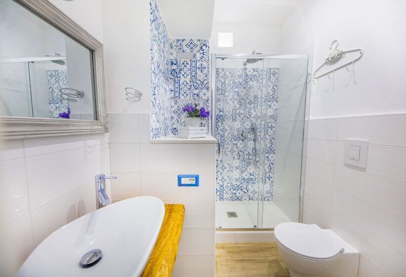 Bed and Breakfast Dafni E Naide