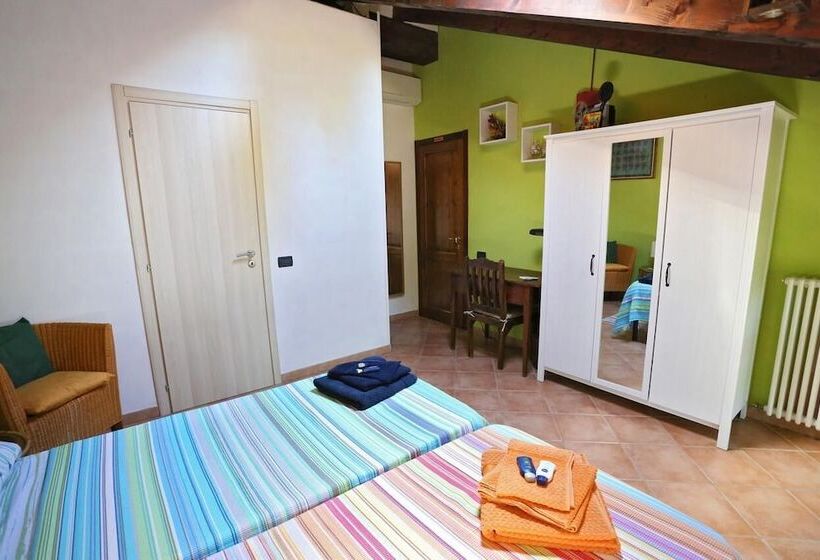 민박 I Pioppi Cipressini