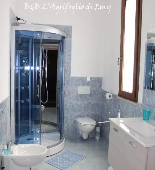 تختخواب و صبحانه L'agrifoglio Di Emy