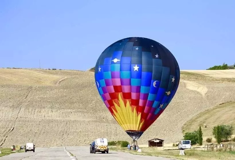 Maaseutuhotelli Agriturismo Casa Greppo   Il Mandorlo