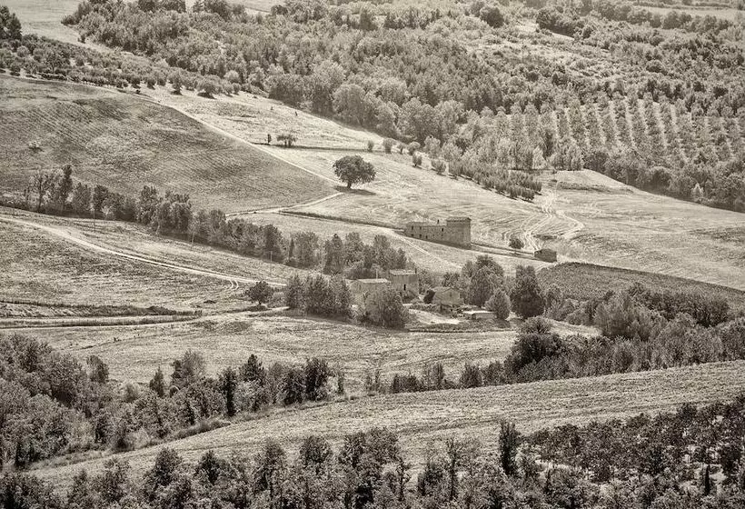 Maaseutuhotelli Agriturismo Casa Greppo   Il Mandorlo