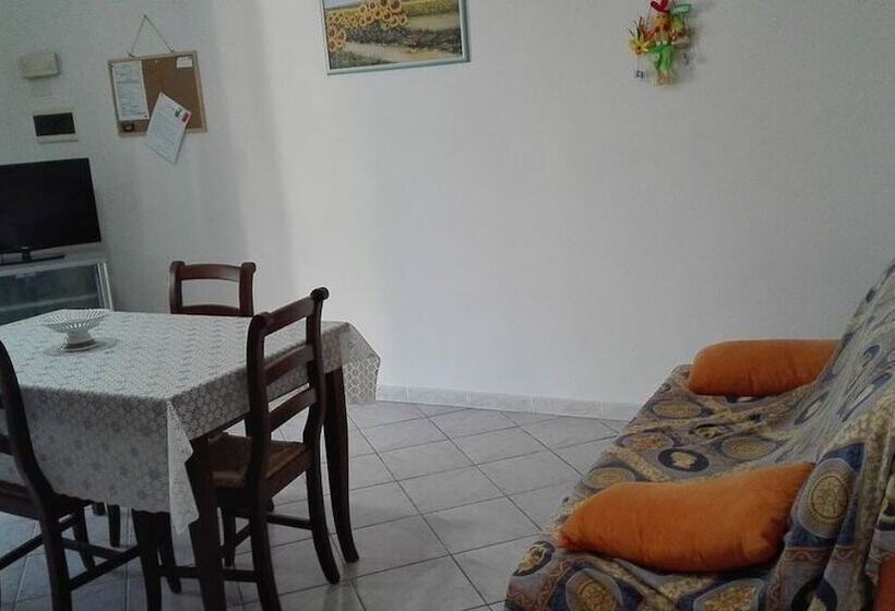 교외 호텔 Agriturismo La Rondine