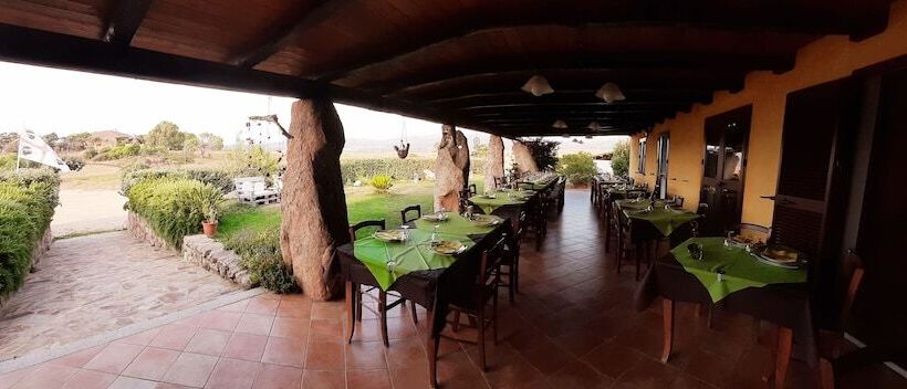 乡村酒店  Agriturismo Lu Nodu