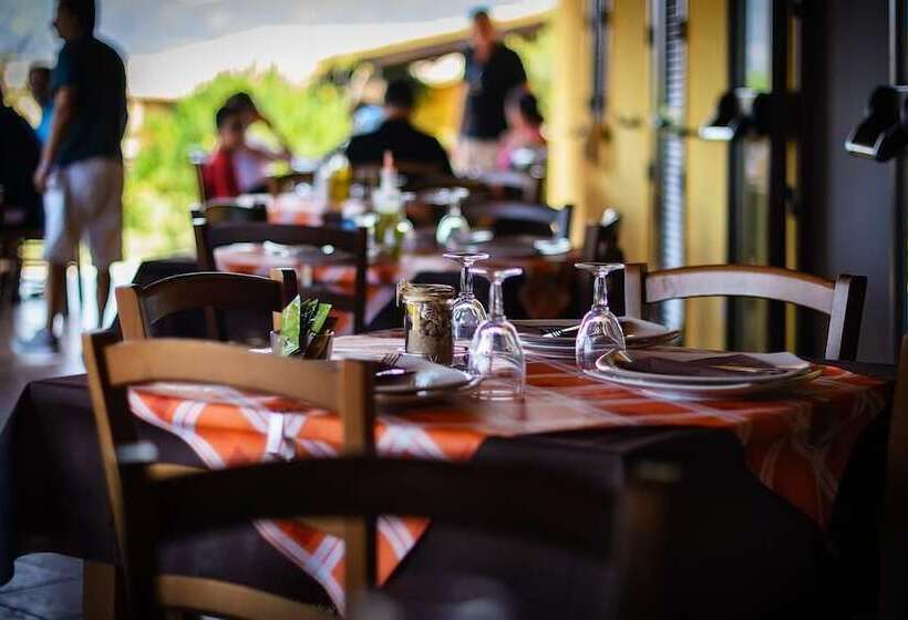 乡村酒店  Agriturismo Lu Nodu