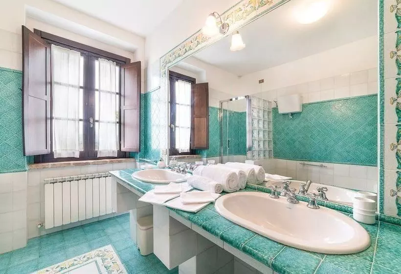 Maaseutuhotelli Agriturismo Wine Casale Villa Chiara