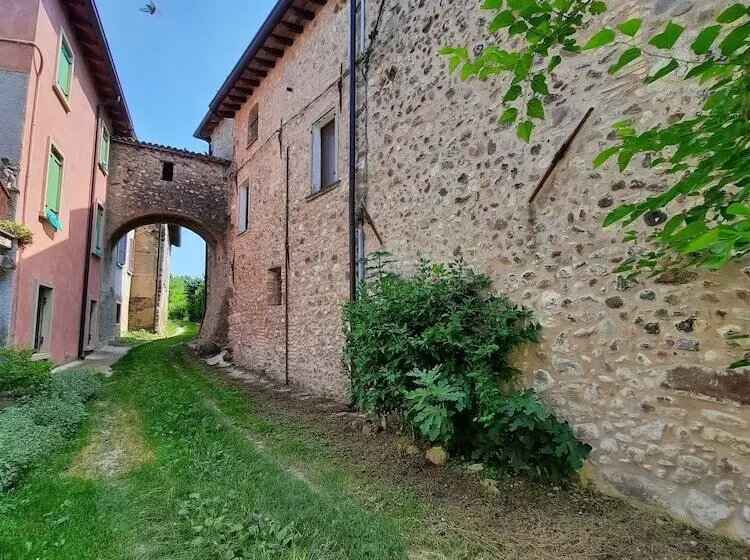 Maaseutuhotelli Corte Davini Agriturismo