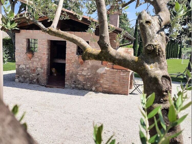 בית מלון כפרי Corte Davini Agriturismo