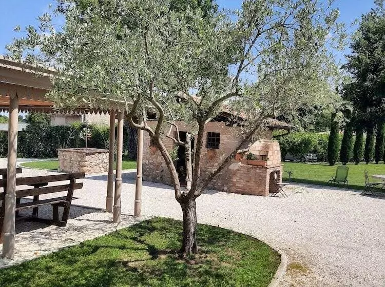 Maaseutuhotelli Corte Davini Agriturismo
