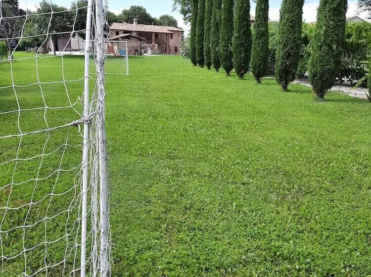 Maaseutuhotelli Corte Davini Agriturismo