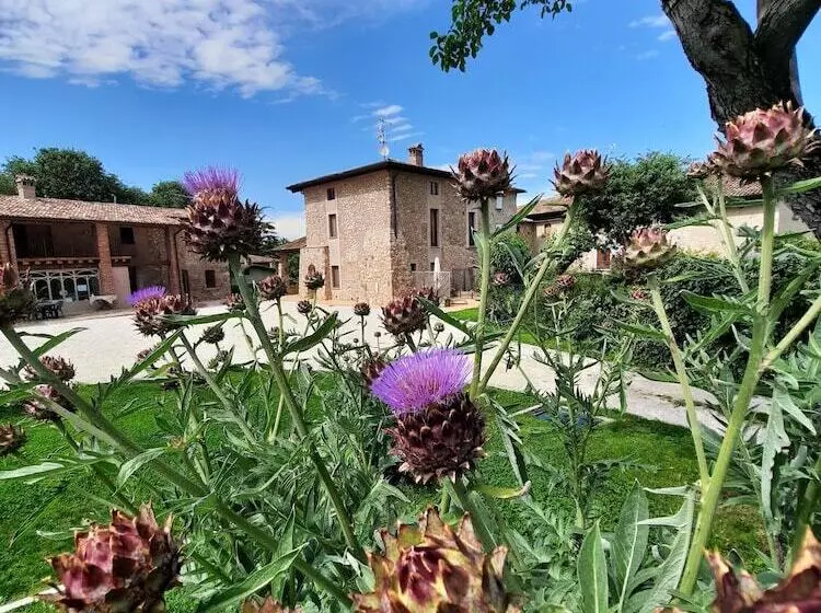 Maaseutuhotelli Corte Davini Agriturismo